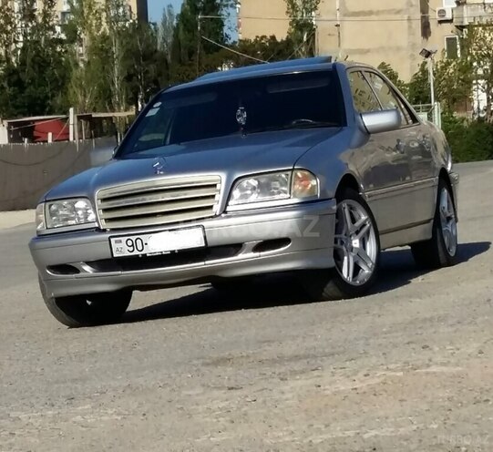 Mercedes C 230 2000, 300,000 km - 2.3 л - Gəncə