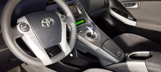 Toyota Prius 2014, 239,792 km - 1.8 l - Bakı
