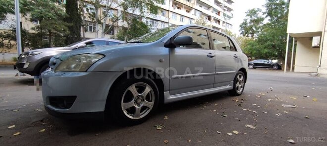 Toyota Corolla 2004, 365,555 km - 1.4 l - Bakı