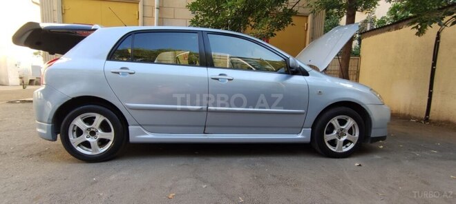 Toyota Corolla 2004, 365,555 km - 1.4 l - Bakı