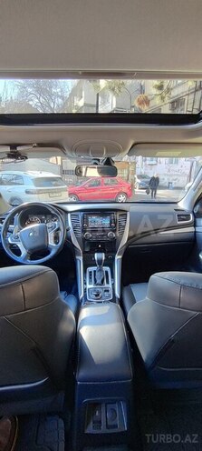 Mitsubishi Pajero Sport 2018, 20,549 km - 3.0 l - Bakı