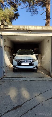 Mitsubishi Pajero Sport 2018, 20,549 km - 3.0 l - Bakı