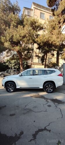 Mitsubishi Pajero Sport 2018, 20,549 km - 3.0 l - Bakı