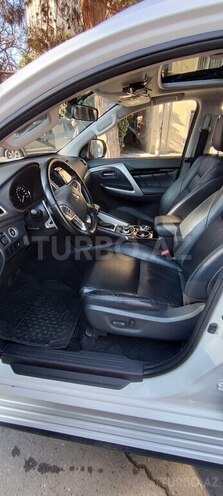 Mitsubishi Pajero Sport 2018, 20,549 km - 3.0 l - Bakı