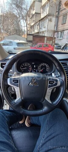 Mitsubishi Pajero Sport 2018, 20,549 km - 3.0 l - Bakı