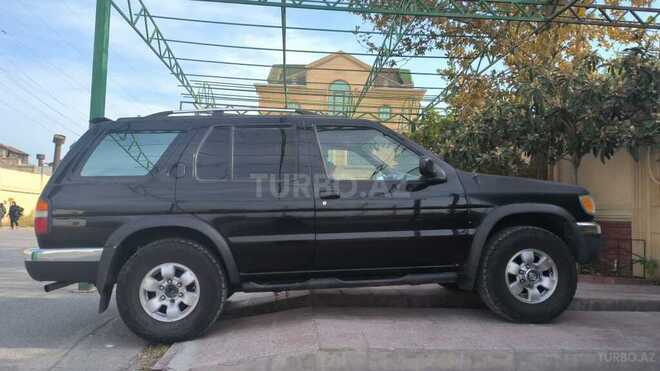 Nissan Pathfinder 1999, 237,045 km - 3.5 l - Bakı