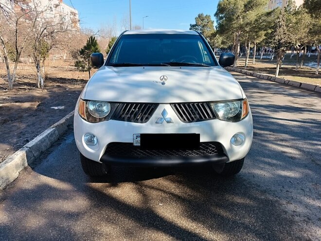 Mitsubishi L200 2008, 370,000 km - 2.5 l - Bakı