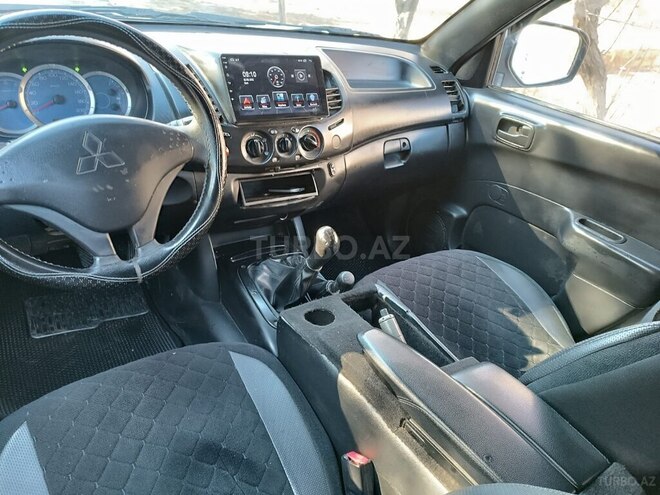 Mitsubishi L200 2008, 370,000 km - 2.5 l - Bakı