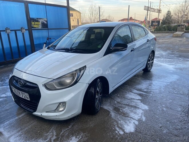 Hyundai Accent 2011, 157,573 km - 1.6 л - Sumqayıt