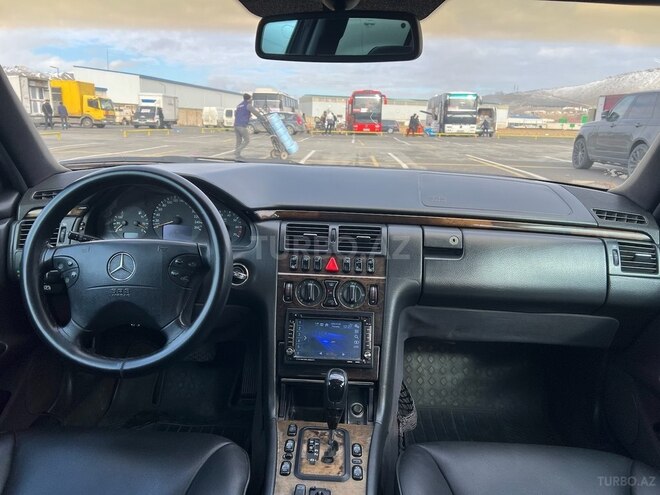 Mercedes E 240 2001, 510,000 km - 2.6 l - Bakı