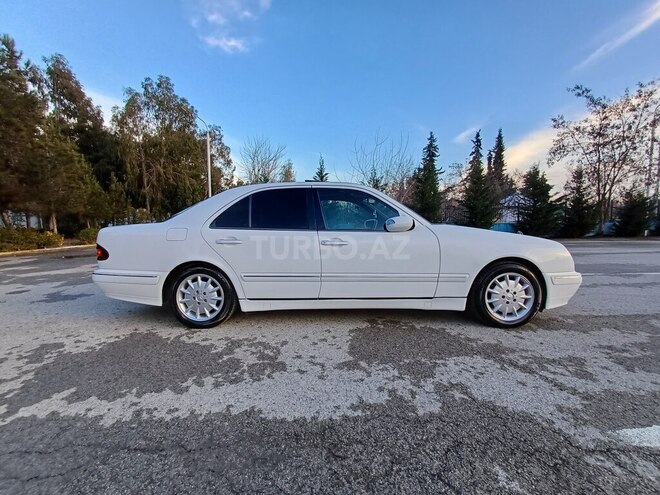 Mercedes E 270 2000, 640,730 km - 2.7 l - Sabirabad