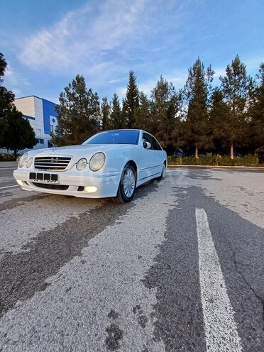 Mercedes E 270 2000, 640,730 km - 2.7 l - Sabirabad