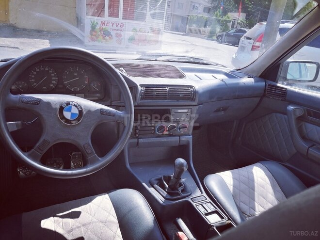 BMW 525 1989, 299,169 km - 2.5 l - Bakı