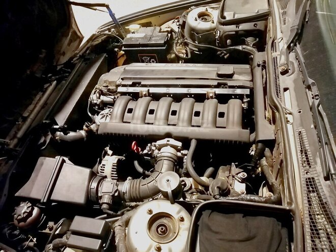 BMW 525 1989, 299,169 km - 2.5 l - Bakı