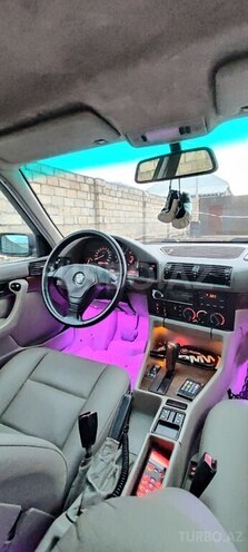 BMW 520 1998, 354,000 km - 2.0 л - Kürdəmir