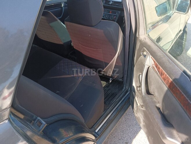 Mercedes E 200 1994, 250,000 km - 2.0 l - Bakı