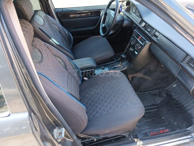Mercedes E 200 1994, 250,000 km - 2.0 l - Bakı