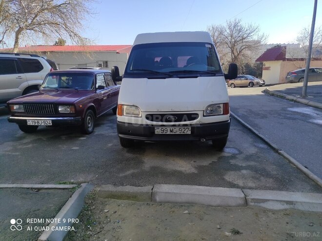 Ford Transit 1999, 300,000 km - 2.5 l - Bakı