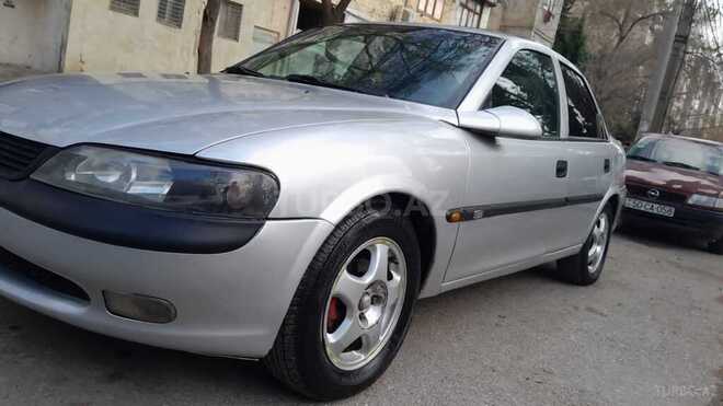 Opel Vectra 1997, 100,000 km - 1.6 l - Sumqayıt