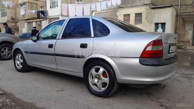 Opel Vectra 1997, 100,000 km - 1.6 l - Sumqayıt