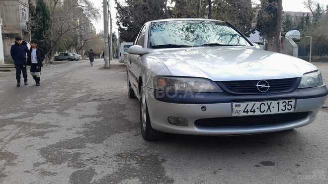 Opel Vectra 1997, 100,000 km - 1.6 l - Sumqayıt