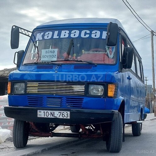 Mercedes 208 D 1994, 125,000 km - 2.3 л - Bakı