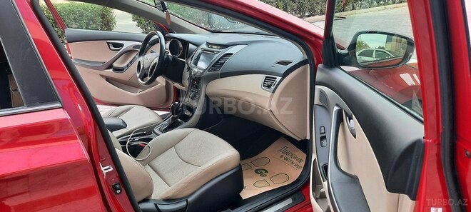 Hyundai Elantra 2014, 177,028 km - 1.8 l - Bakı