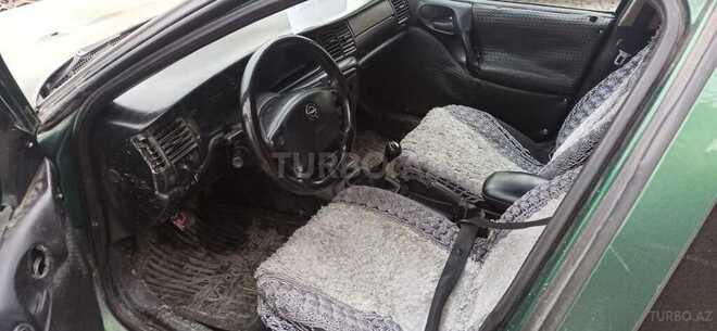 Opel Vectra 1996, 350,000 km - 1.7 l - Gəncə