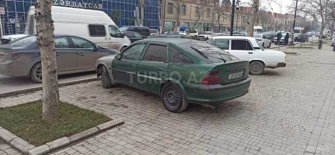 Opel Vectra 1996, 350,000 km - 1.7 l - Gəncə