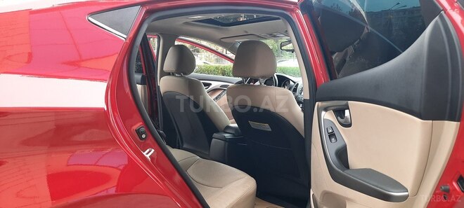 Hyundai Elantra 2014, 177,028 km - 1.8 l - Bakı