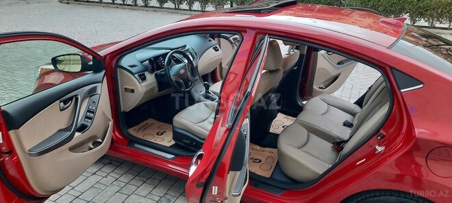 Hyundai Elantra 2014, 177,028 km - 1.8 l - Bakı