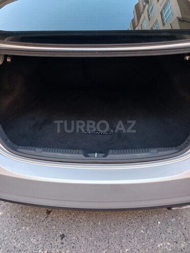 Hyundai Elantra 2015, 135,000 km - 2.0 l - Bakı