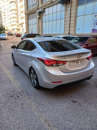 Hyundai Elantra 2015, 135,000 km - 2.0 l - Bakı