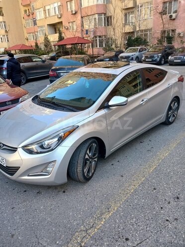 Hyundai Elantra 2015, 135,000 km - 2.0 l - Bakı