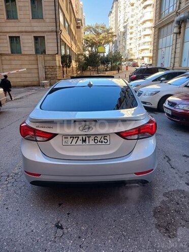 Hyundai Elantra 2015, 135,000 km - 2.0 l - Bakı
