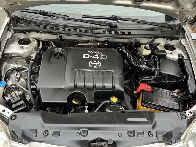 Toyota Corolla 2005, 197,576 km - 1.4 l - Bakı