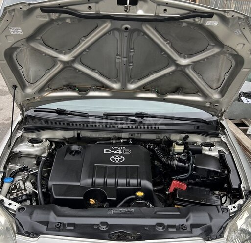 Toyota Corolla 2005, 197,576 km - 1.4 l - Bakı