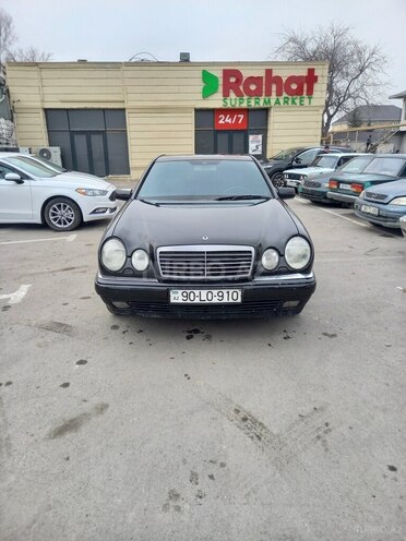Mercedes E 200 1998, 388,450 km - 2.0 l - Bakı