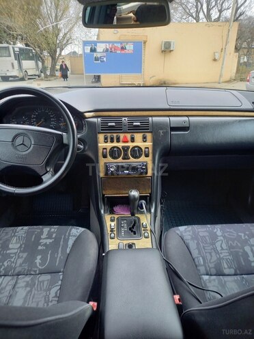 Mercedes E 200 1998, 388,450 km - 2.0 l - Bakı