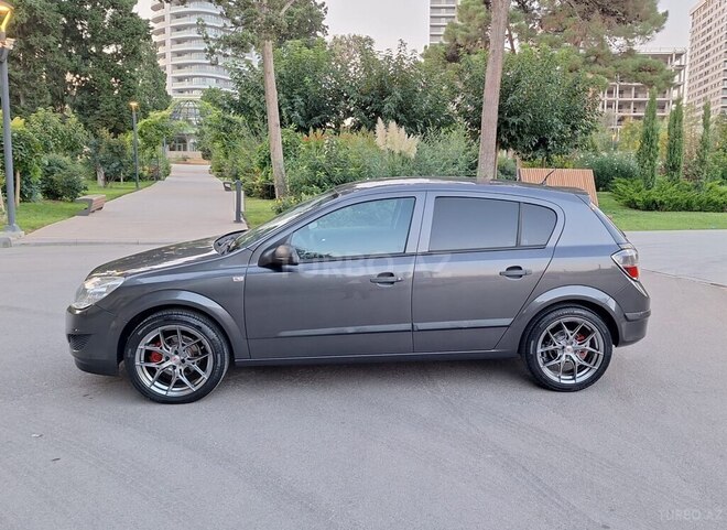 Opel Astra 2009, 214,000 km - 1.4 l - Bakı