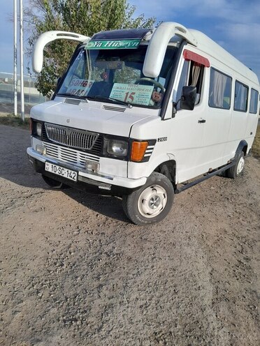 Mercedes 410 D 1998, 300,000 km - 2.9 l - Tovuz