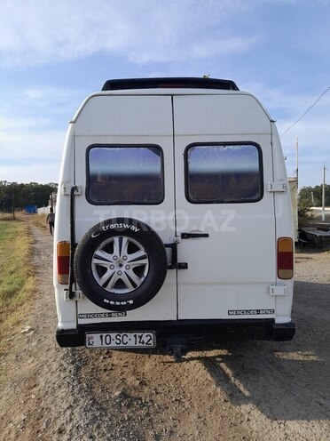 Mercedes 410 D 1998, 300,000 km - 2.9 l - Tovuz