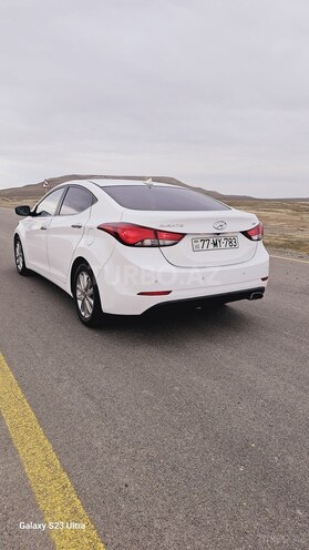 Hyundai Elantra 2015, 138,000 km - 1.6 l - Bakı