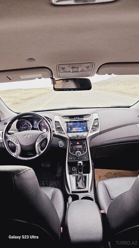 Hyundai Elantra 2015, 138,000 km - 1.6 l - Bakı