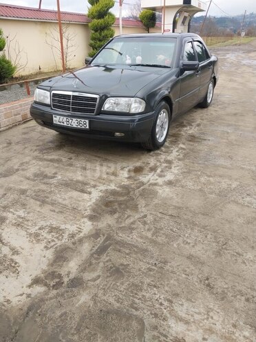 Mercedes C 180 1993, 390,000 km - 1.8 l - Astara