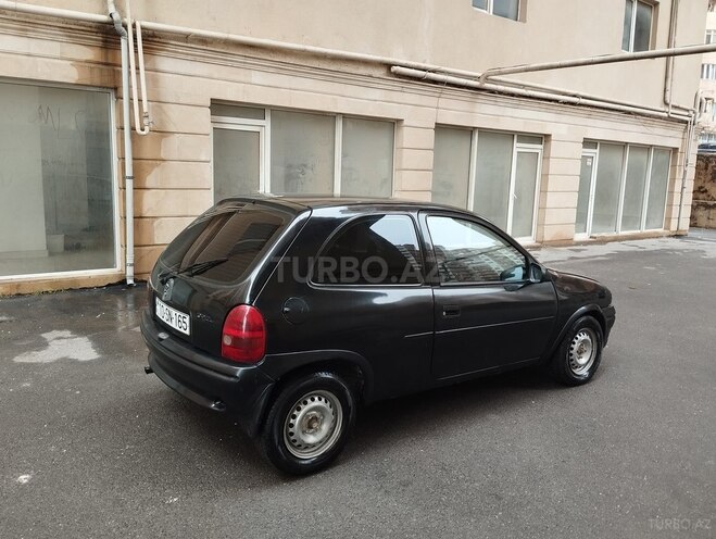 Opel Corsa 1994, 657,330 km - 1.4 l - Bakı