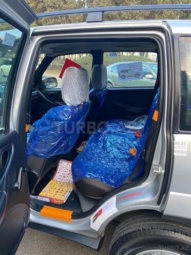 Chevrolet Niva 2018, 9,850 km - 1.7 l - Xırdalan