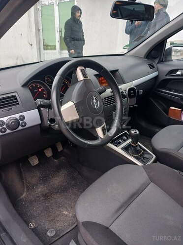 Opel Astra 2005, 210,000 km - 1.6 л - Sumqayıt