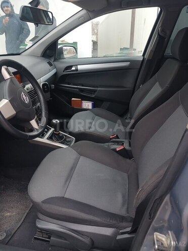 Opel Astra 2005, 210,000 km - 1.6 л - Sumqayıt
