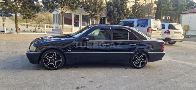 Mercedes C 200 1996, 286,454 km - 2.0 л - Bakı